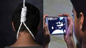 पिता ने छीना मोबाइल तो 16 साल के लड़के ने दे दी जान, बच्चों को एडिक्शन से ऐसे बचाएं 16 year old boy commits suicide when father snatches mobile phone