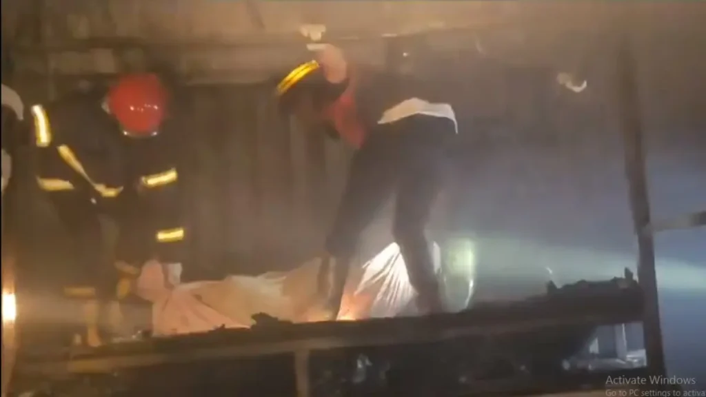 Fierce fire breaks out in godown in Pimpri-Chinchwad