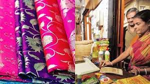 Ration Saree:राशन कार्ड पर घटिया साड़ी दे कर शिंदे सरकार ने किया महिलाओं अपमान ! Shinde government insulted women by giving poor quality saree