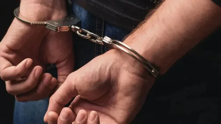 Mumbai News:मुंबई में ATS की बड़ी कार्रवाई, अवैध रूप से रह रहे 5 बांग्लादेशी नागरिक गिरफ्तार Major action by ATS in Mumbai