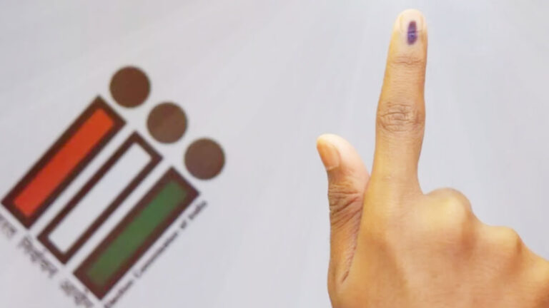 Lok Sabha Elections 2024:महाराष्ट्र में तीसरे चरण की 11 सीट पर 317 उम्मीदवारों के नामांकन पत्र वैध Nomination papers of 317 candidates are valid on 11 seats