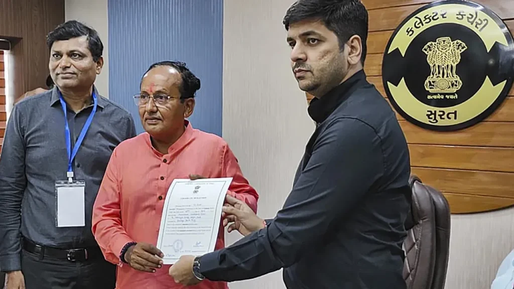 सूरत में खिला कमल बीजेपी कैंडिडेट मुकेश दलाल की हुई निर्विरोध जीत, रचा इतिहास Lotus bloomed in Surat, BJP candidate Mukesh Dalal won unopposed