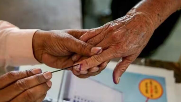 Maharashtra Lok Sabha Elections 2024:महाराष्ट्र की 11 सीट पर अब तक 6.64 प्रतिशत मतदान 6.64 percent voting so far on 11 seats of Maharashtra