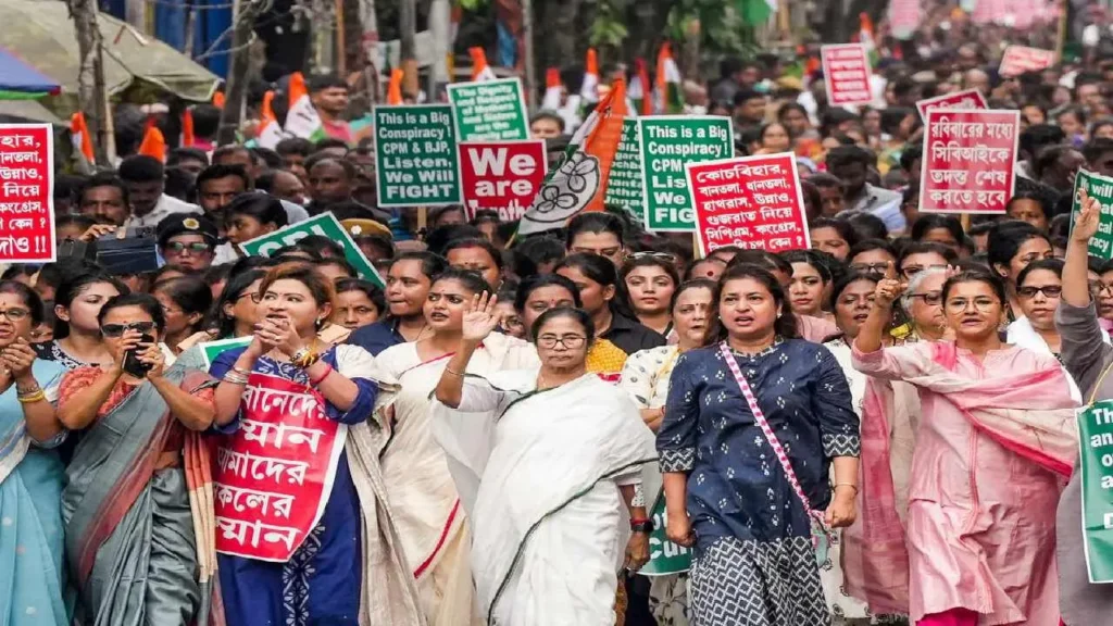 Shoot Mamta Banerjee like Indira Gandhi, user gets trapped on viral post