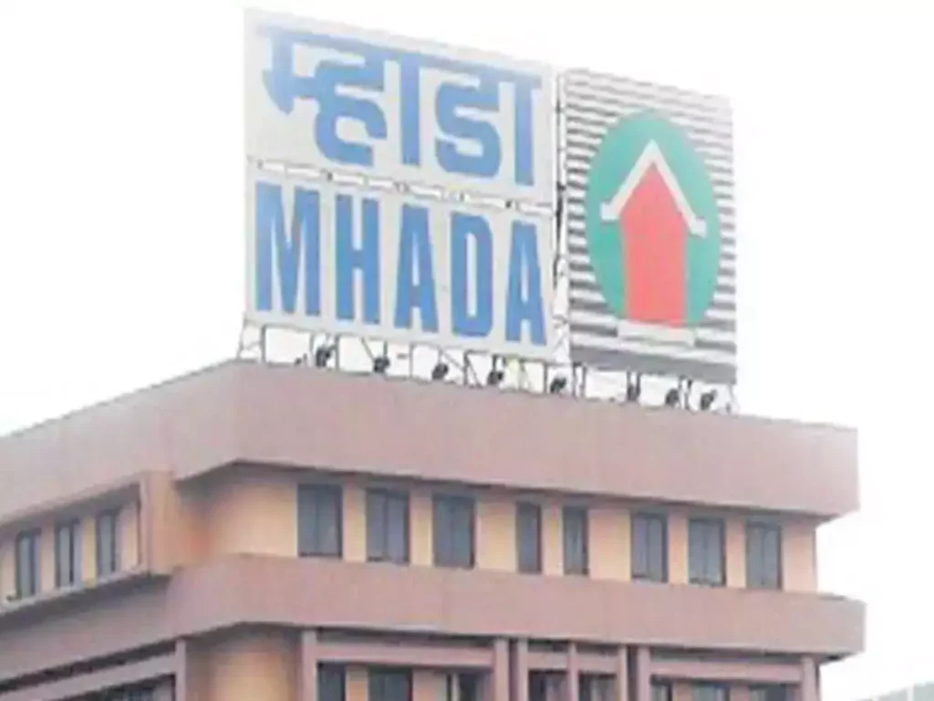 म्हाडा फ्लैट के लिए आवेदन करने वाले रहे सावधान! फेक वेबसाइट से हो रहा फर्जीवाड़ा Those applying for MHADA flats should be careful! Fraud is happening through fake websites
